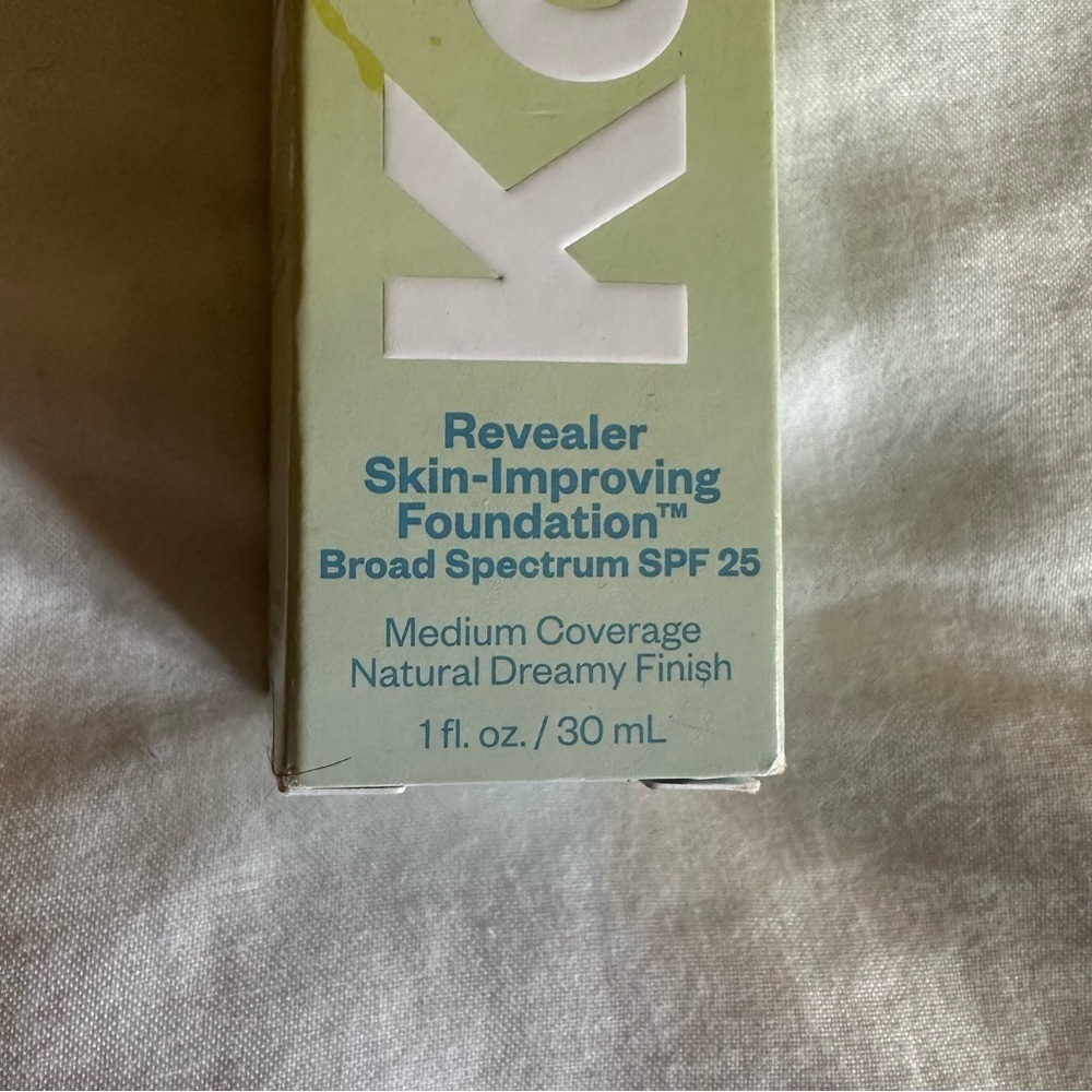 Kosas Revealer Skin-Improving Foundation - Picture 2 of 6